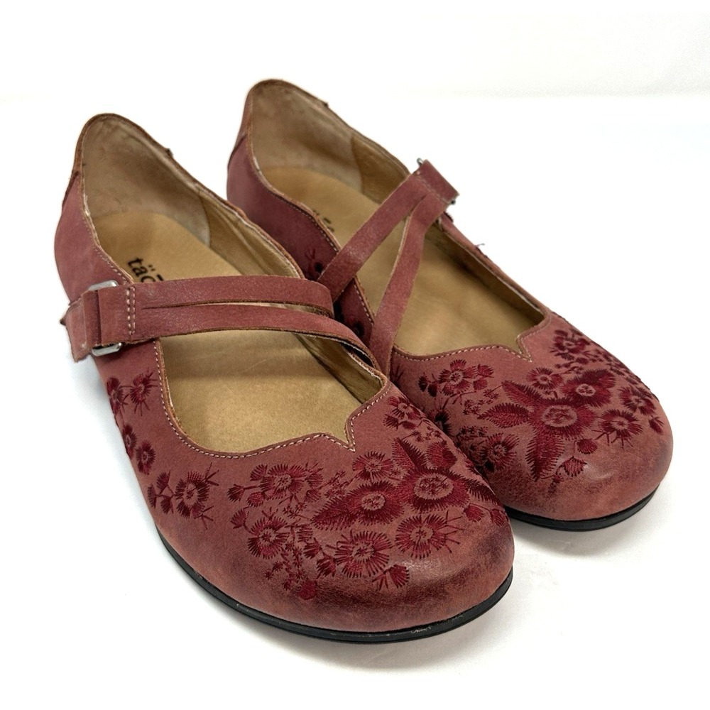 Taos Wish Embroidered Leather Mary Jane Flats Women's 8.5 EU 40 Burgundy Red